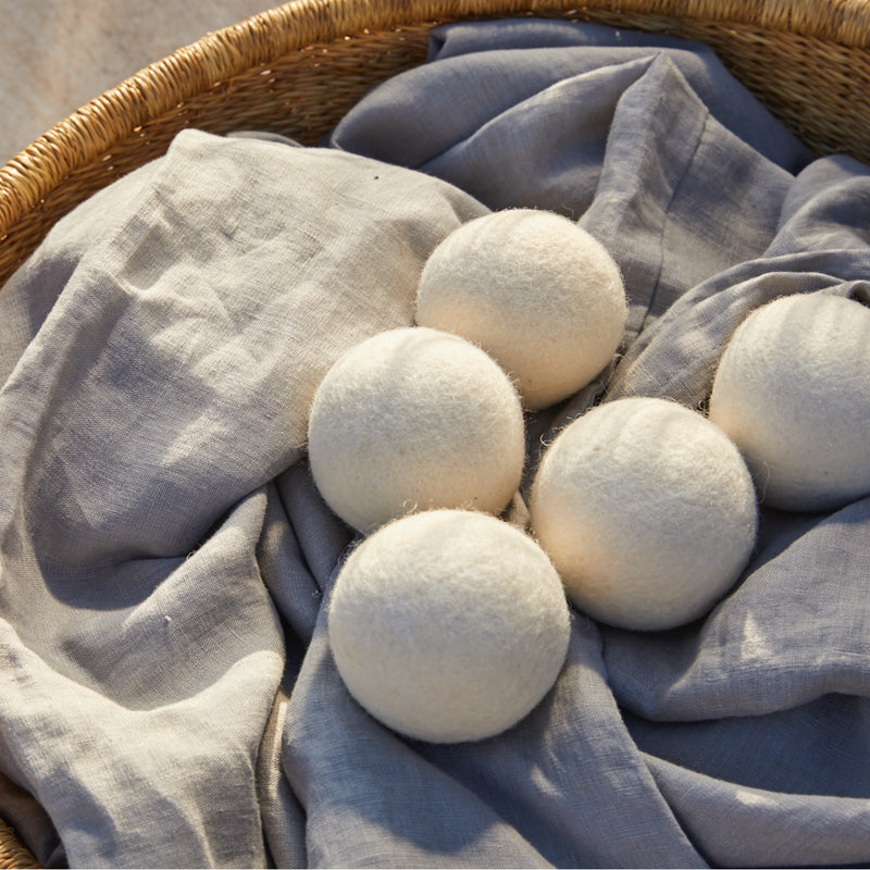 Organic Wool Dryer Balls - Bee Lucia Wellness Co.